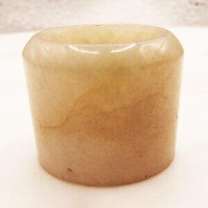 ANTIQUE 19TH C. CHINESE QING DYNASTY MUTTON FAT JADE ARCHER'S THUMB SZ. 11 RING